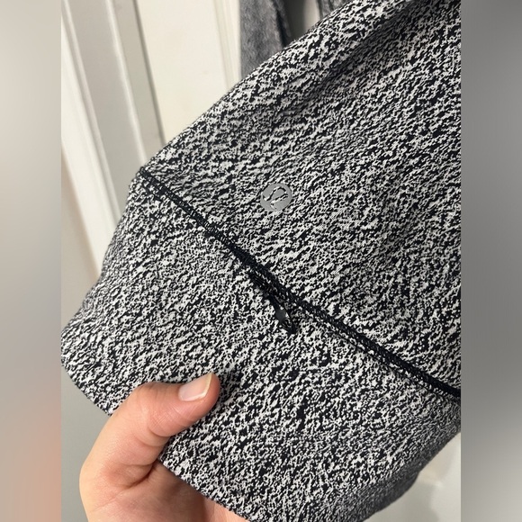 Lululemon Rush Hour Half Zip Spray Jacquard Sz 6 Running Workout Exercise - Picture 12 of 16